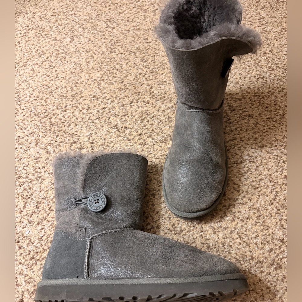 UGG Charcoal Boot